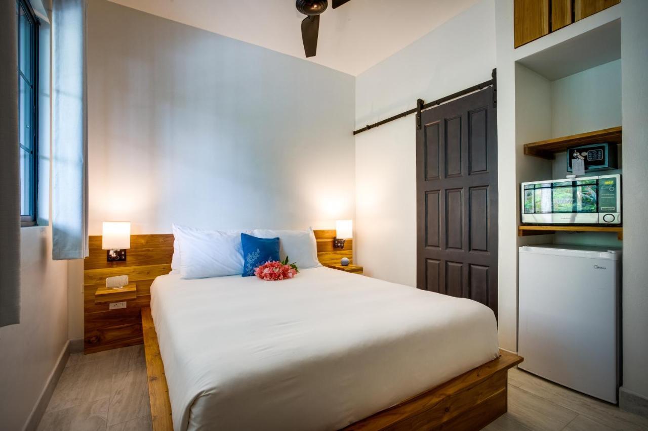 The Sea Glass Inn Placencia Εξωτερικό φωτογραφία