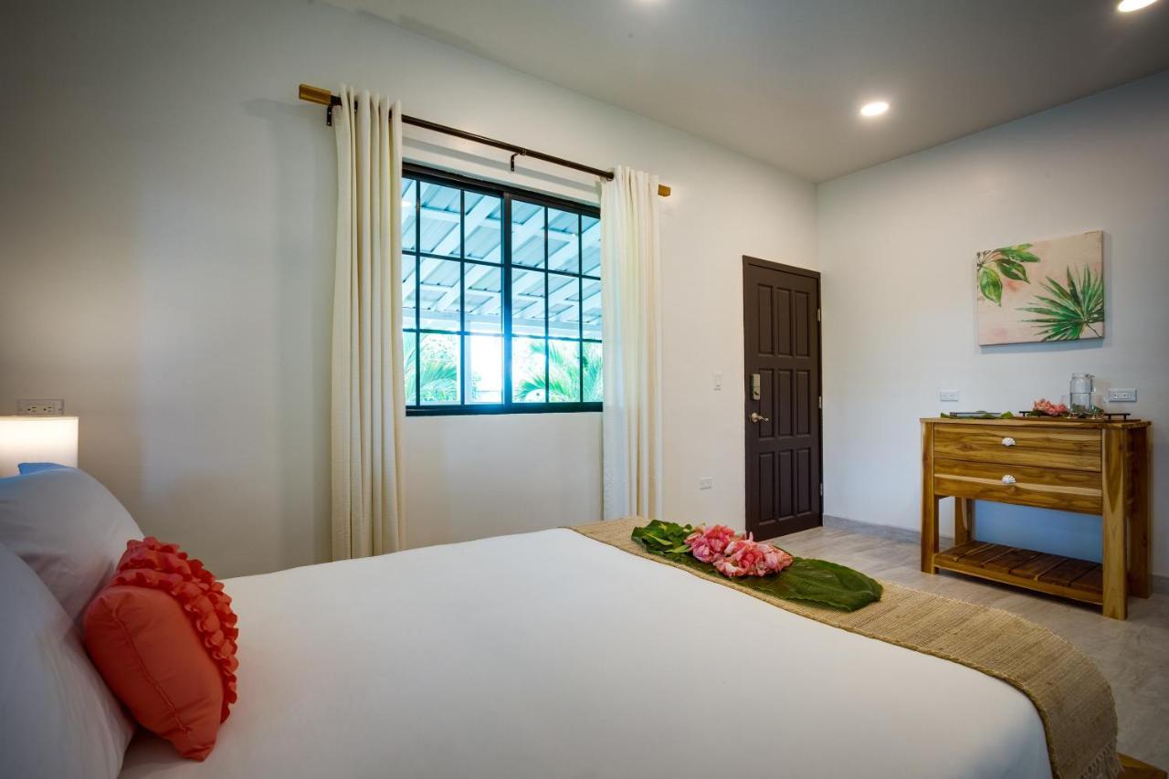 The Sea Glass Inn Placencia Εξωτερικό φωτογραφία